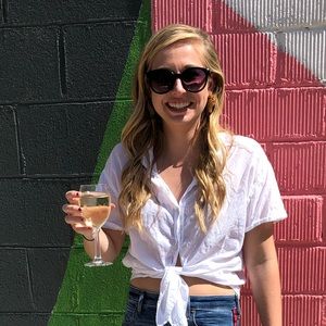 Meet your Posher, Hayes